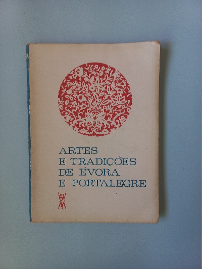 Capa do livro Artes e Tradições de Évora e Portalegre