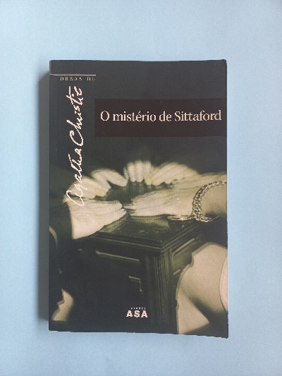 Capa do livro O mistério de Sittaford