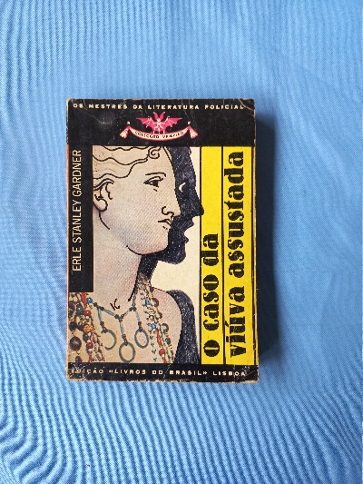 Capa do livro O caso da viúva assustada