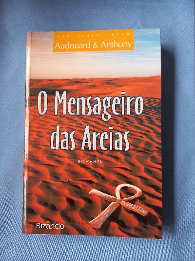 Capa do livro O mensageiro das areias