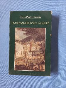 Capa do livro Os mensageiros secundários