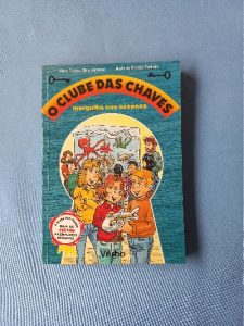 Capa do livro O clube das chaves mergulha nos oceanos