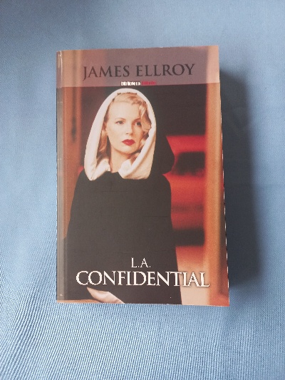 Capa do livro L. A. Confidential